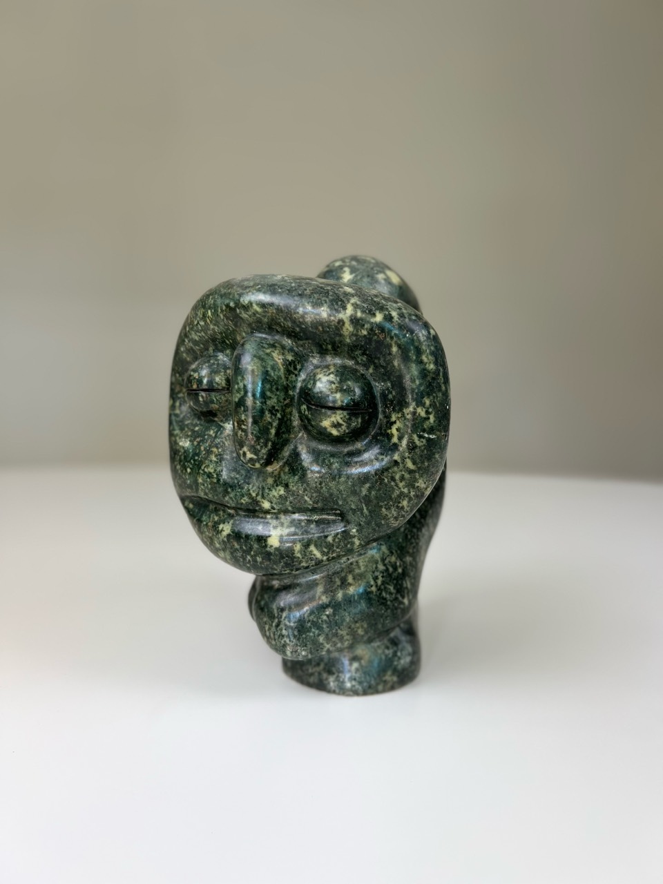 Fanizani Akuda ’Monkey’ 2007 - green serpentine stone