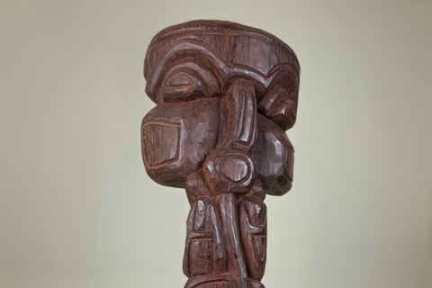 Ernesto Shikhani ’Totem’ 1991 - sandalwood | 80 cm x 30 cm x 17 cm (31.5 in x 11.8 in x 6.7 in)